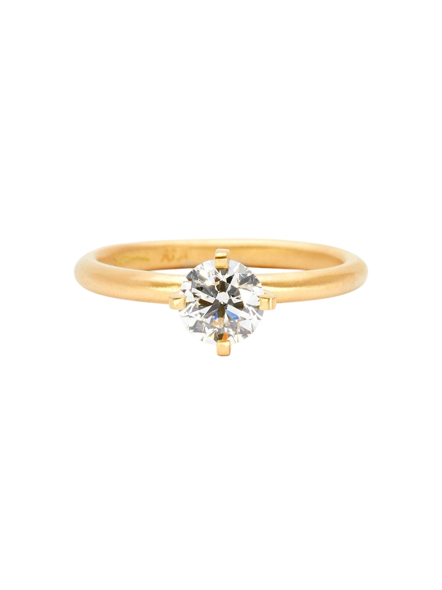 5.6mm White Diamond Noble Ring photo