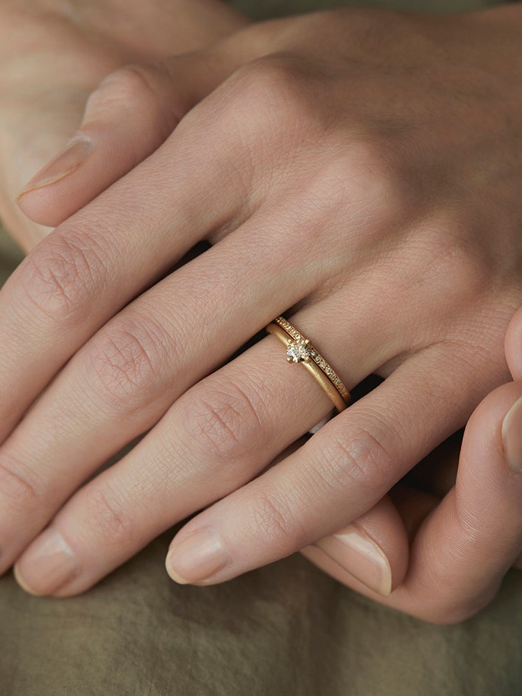 4mm Brown Diamond Noble Ring