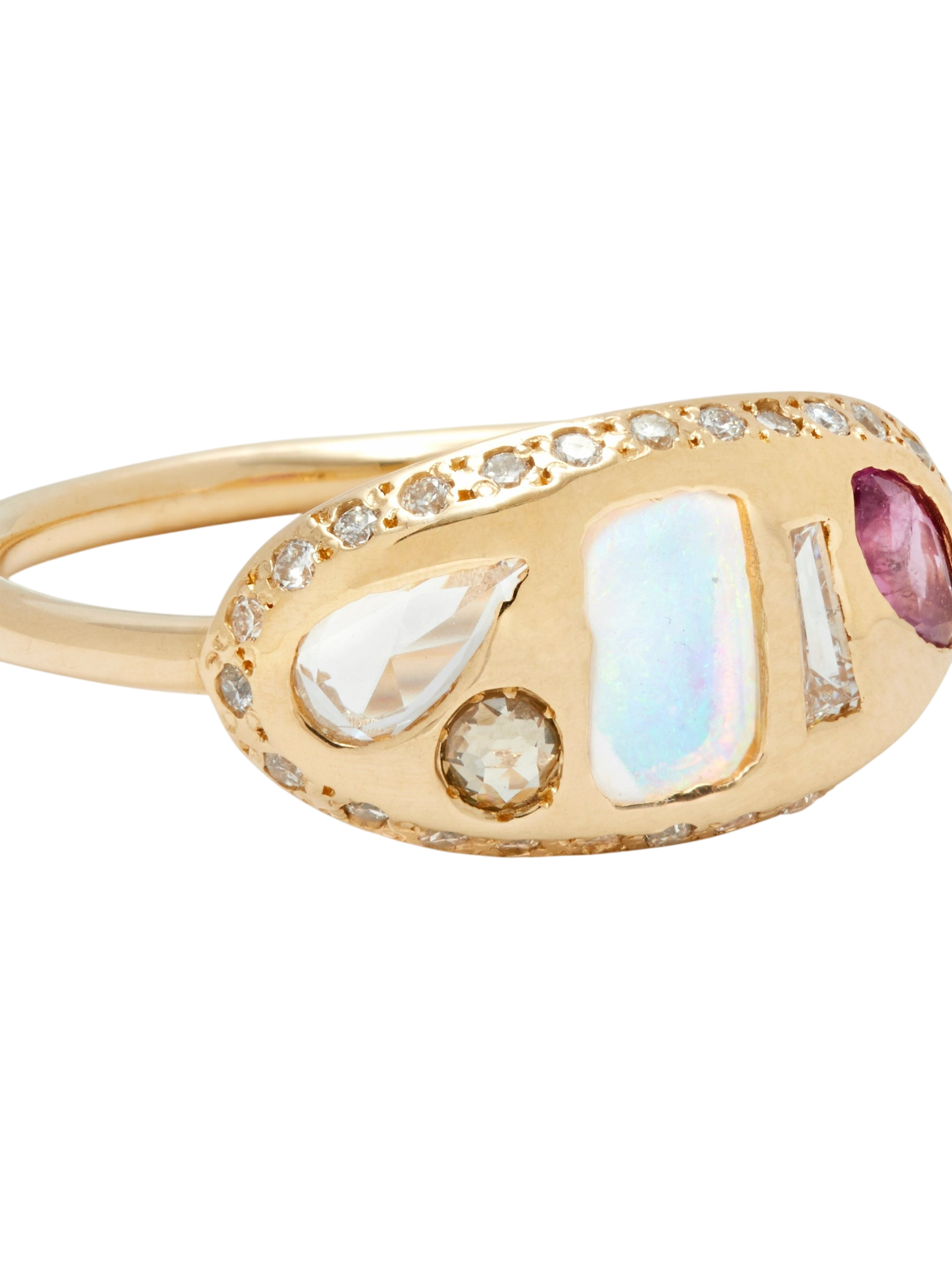 The Lueen Ring