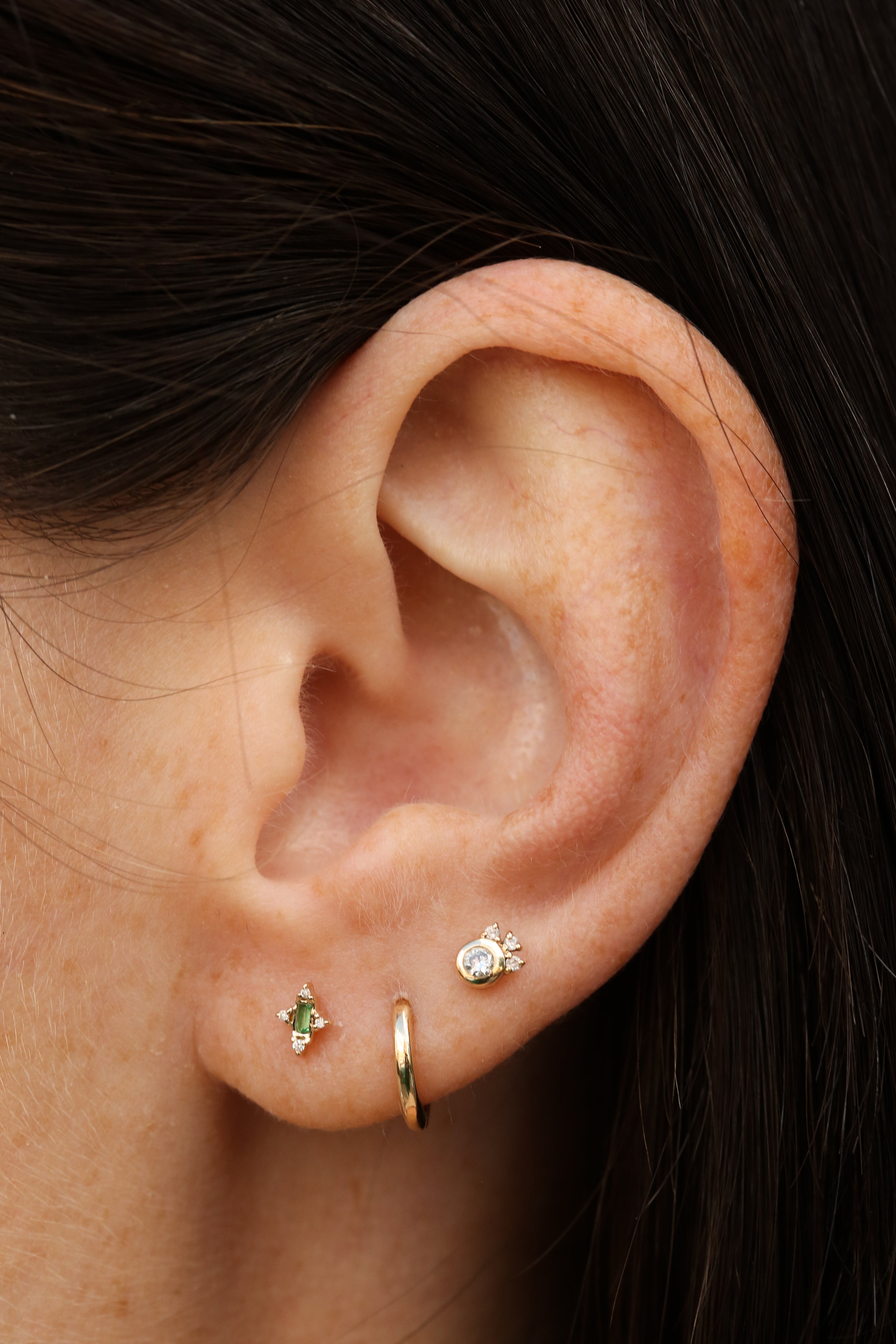 Amulet Stud with Emerald