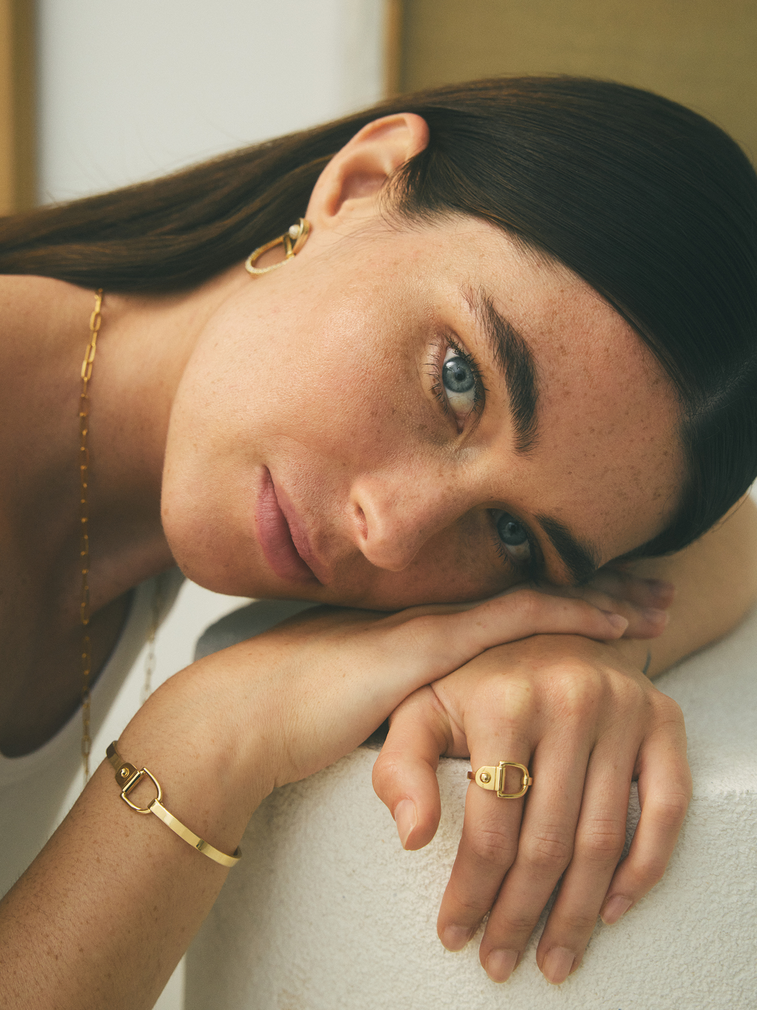 Bangle rivet mm 18k yellow gold