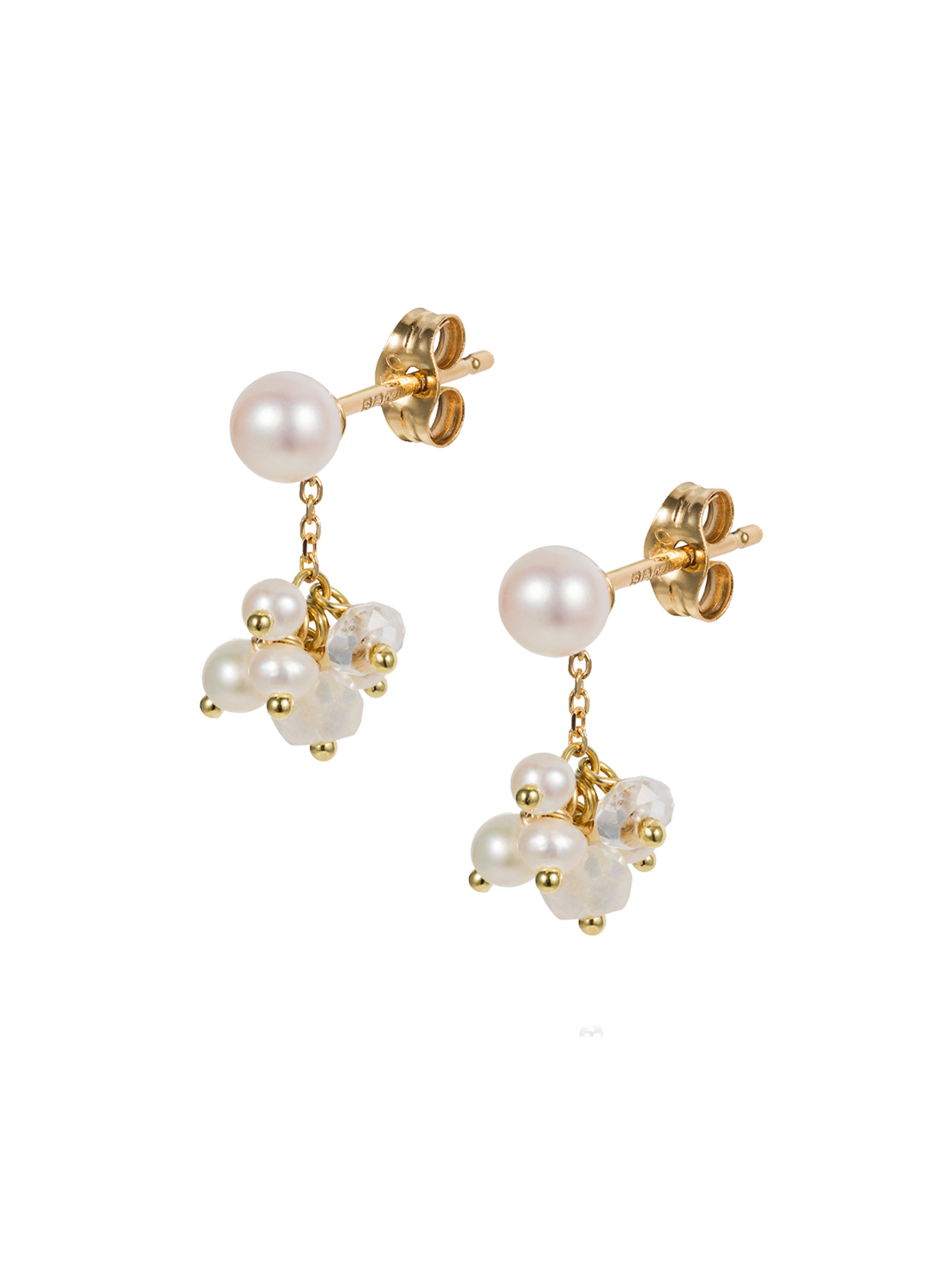 Pearl cluster stud earrings