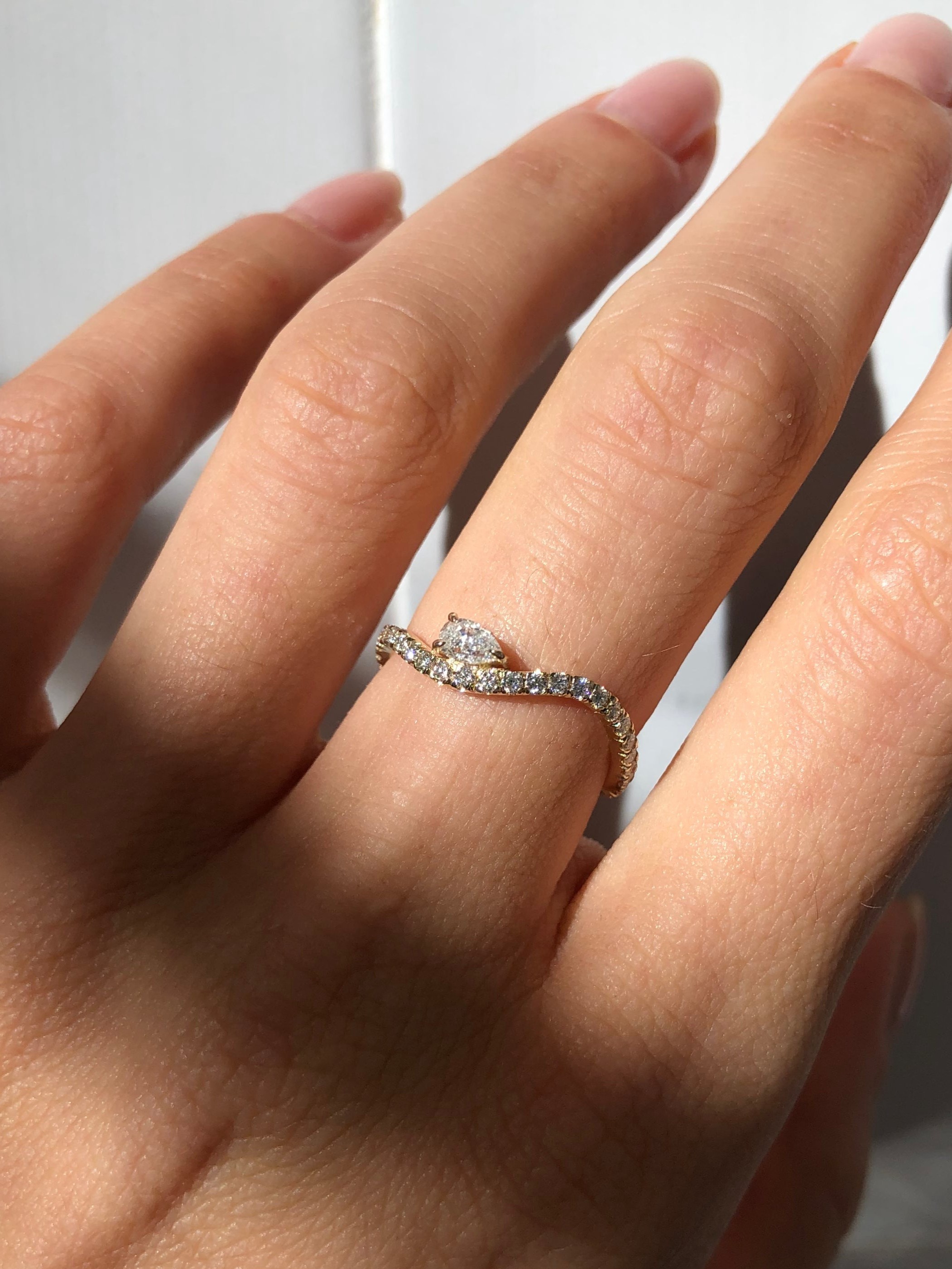 Meander Ring