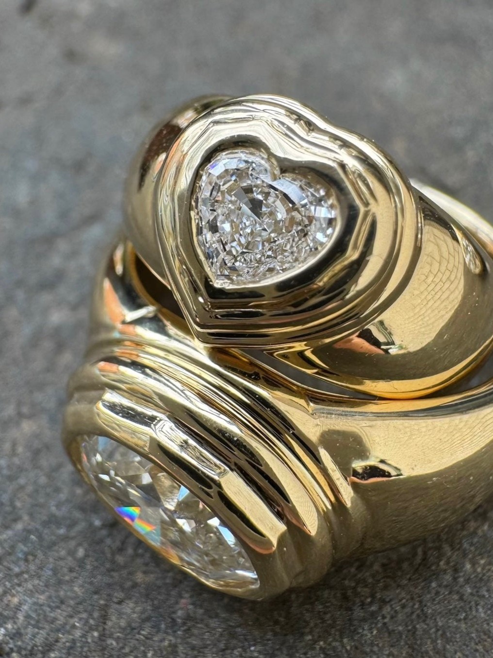 Mini Heart Eleven Ring