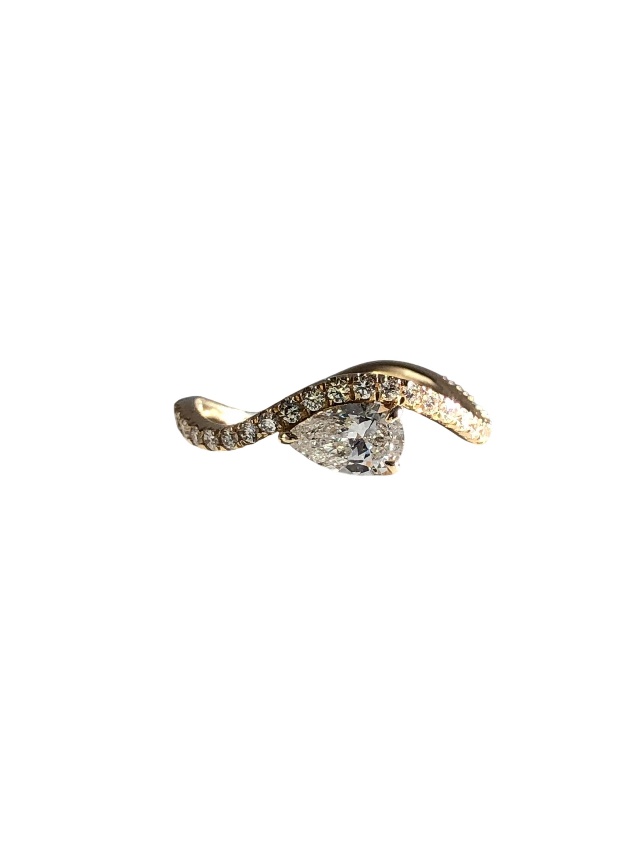 Meander Ring