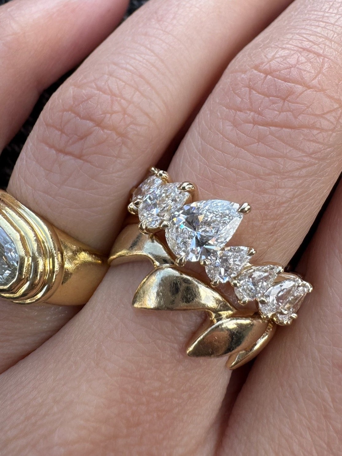 Bias Crescendo Ring