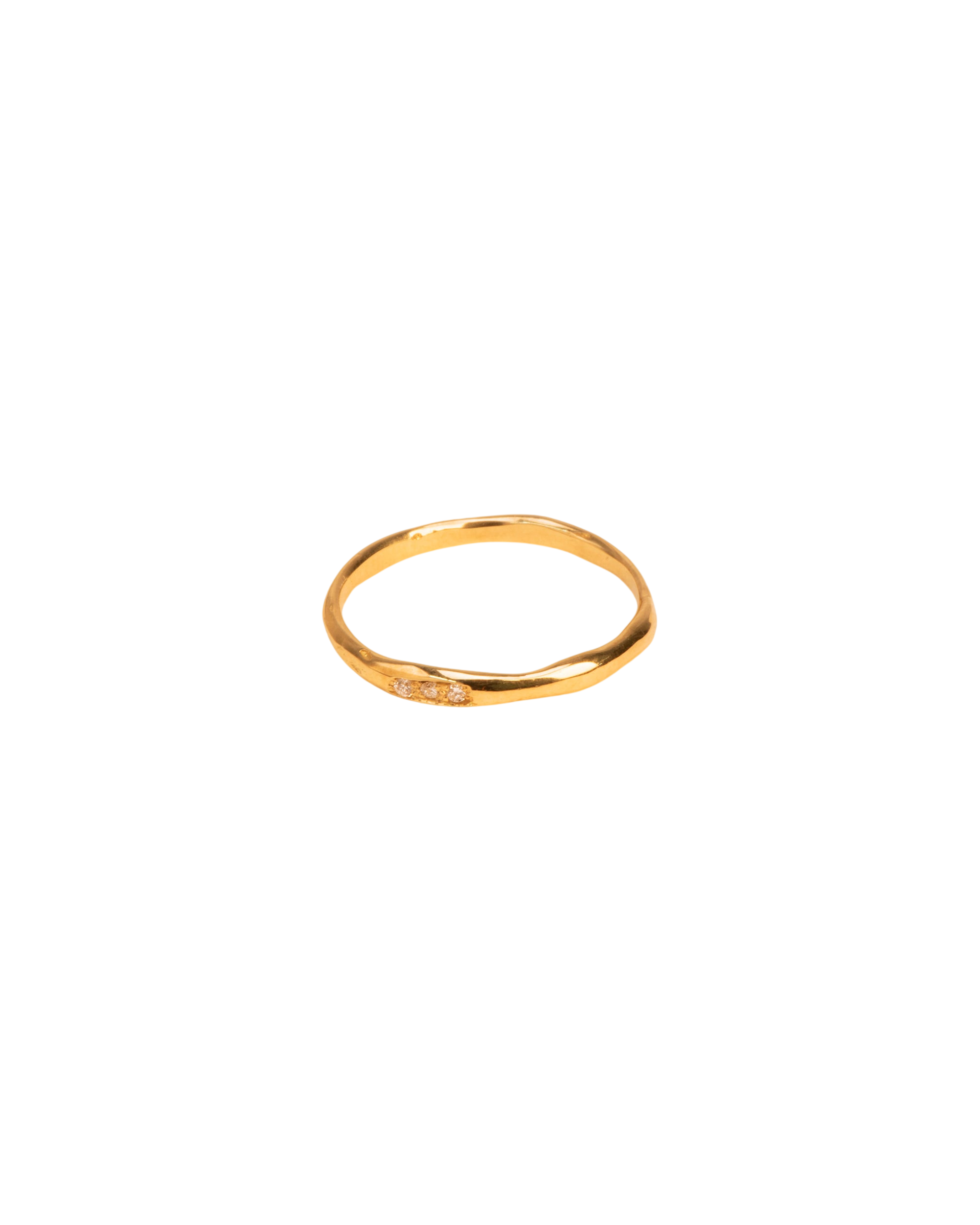 Organic ring with three white diamonds in 18 ct. gold photo